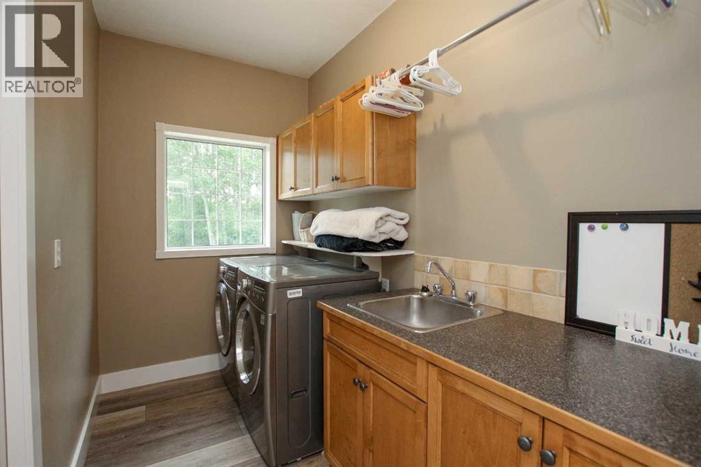 1236 Township Road 384, Rural Red Deer County