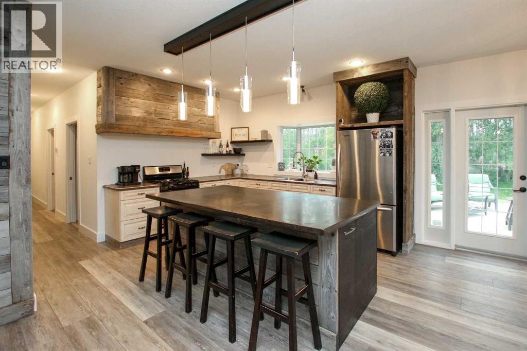 1236 Township Road 384, Rural Red Deer County