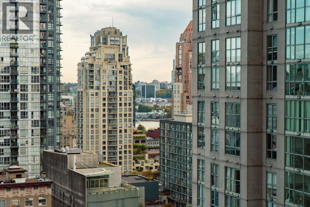 1704 1189 HOWE STREET, Vancouver