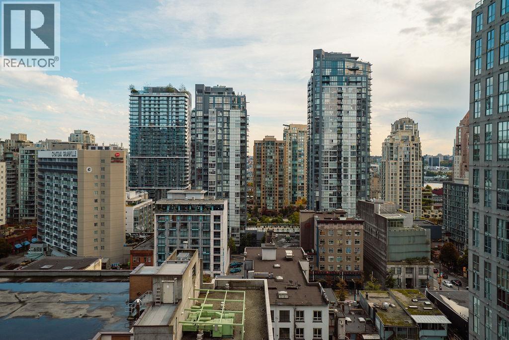 1704 1189 HOWE STREET, Vancouver