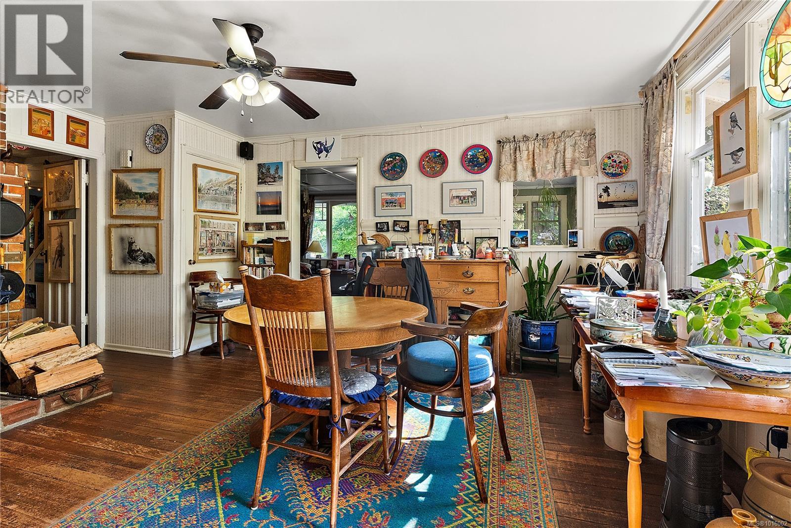  1720 Swartz Bay Road, North Saanich