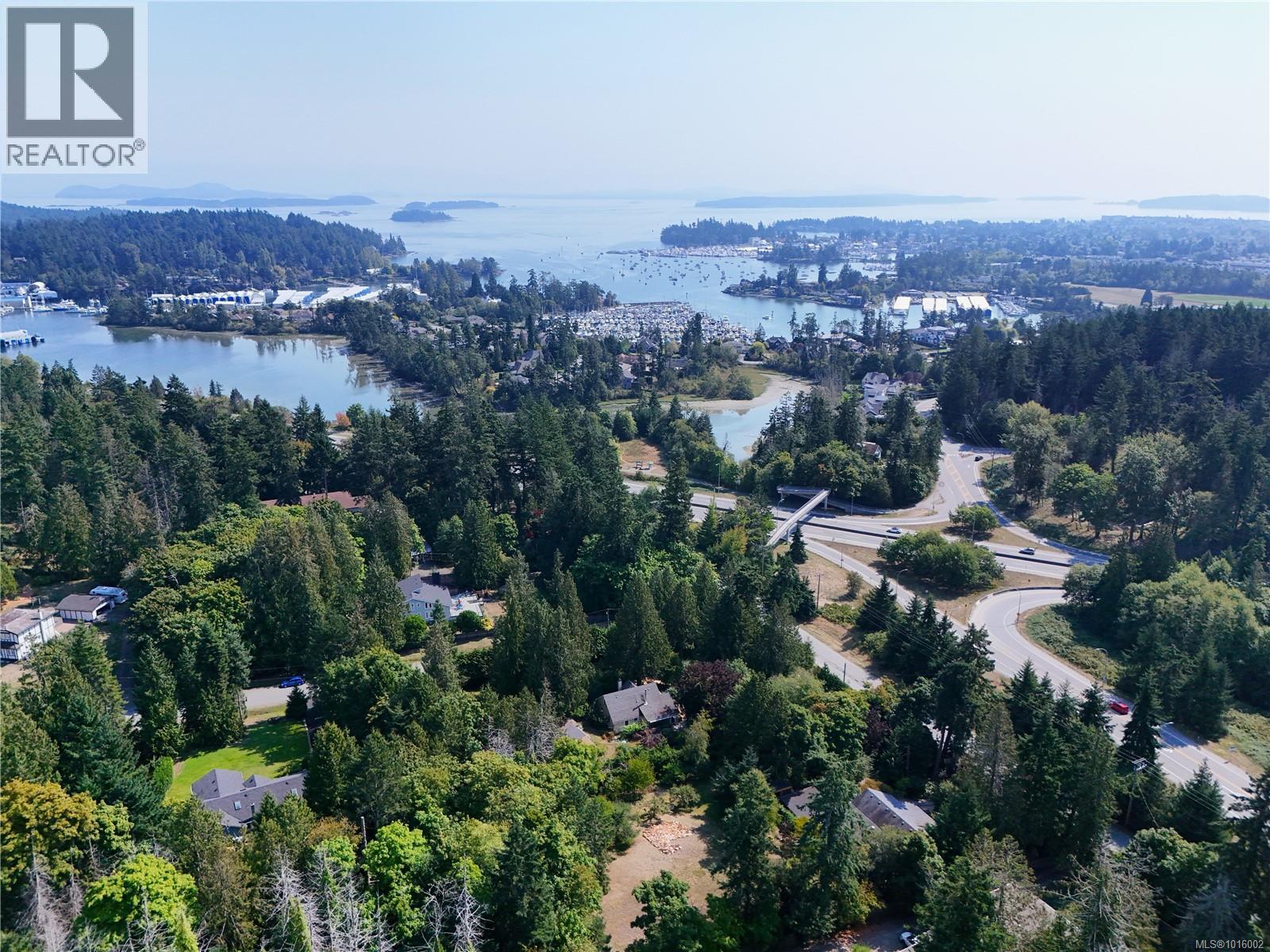  1720 Swartz Bay Road, North Saanich