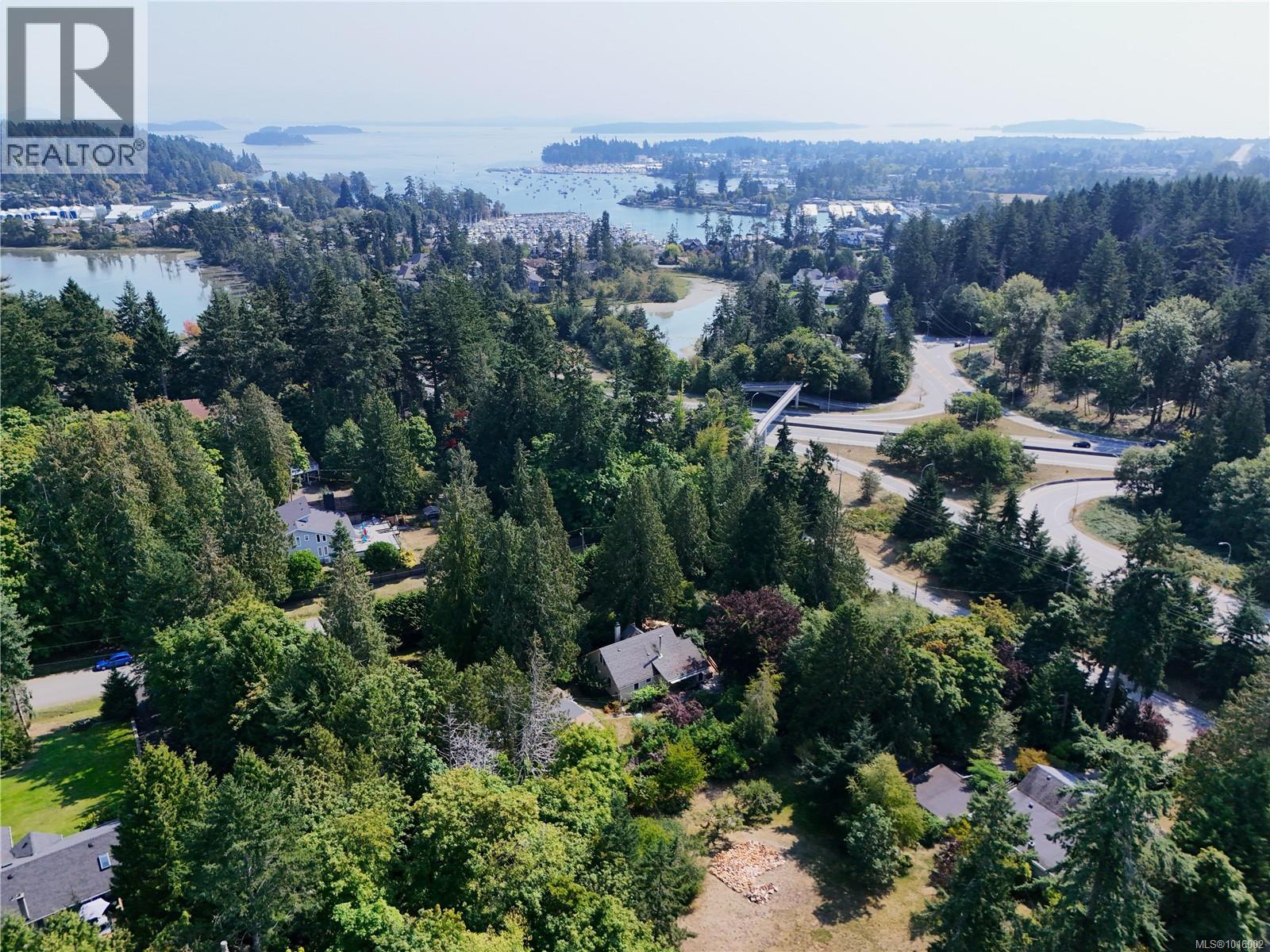  1720 Swartz Bay Road, North Saanich