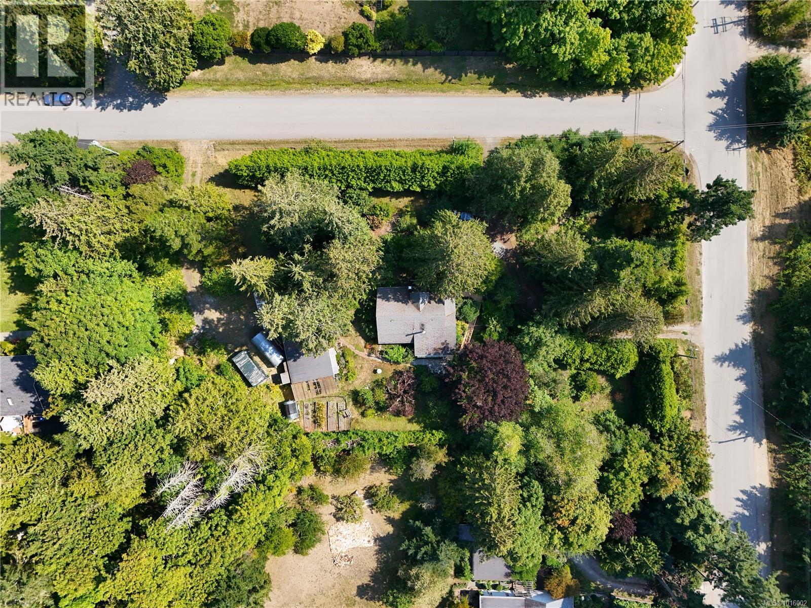  1720 Swartz Bay Road, North Saanich