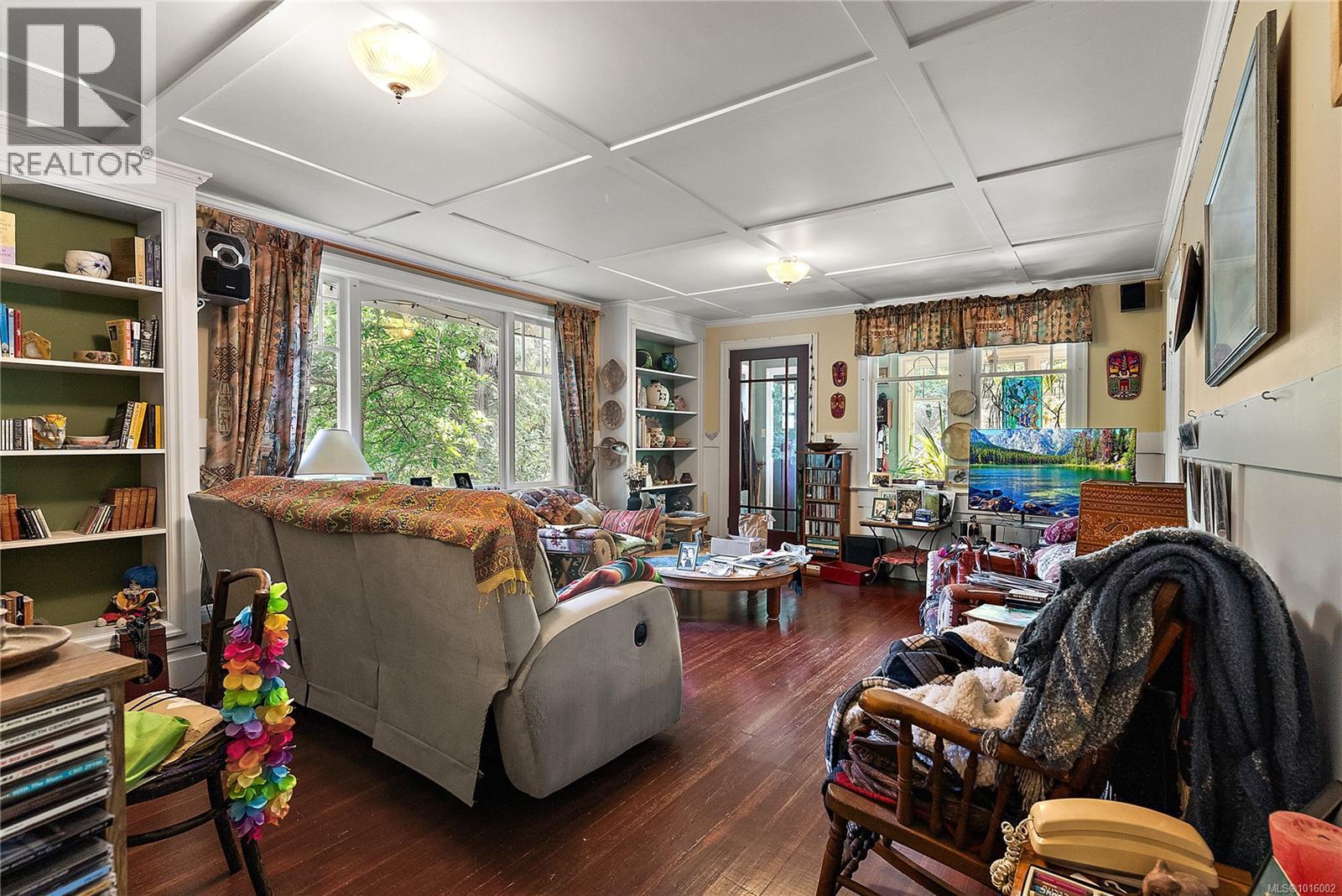  1720 Swartz Bay Road, North Saanich