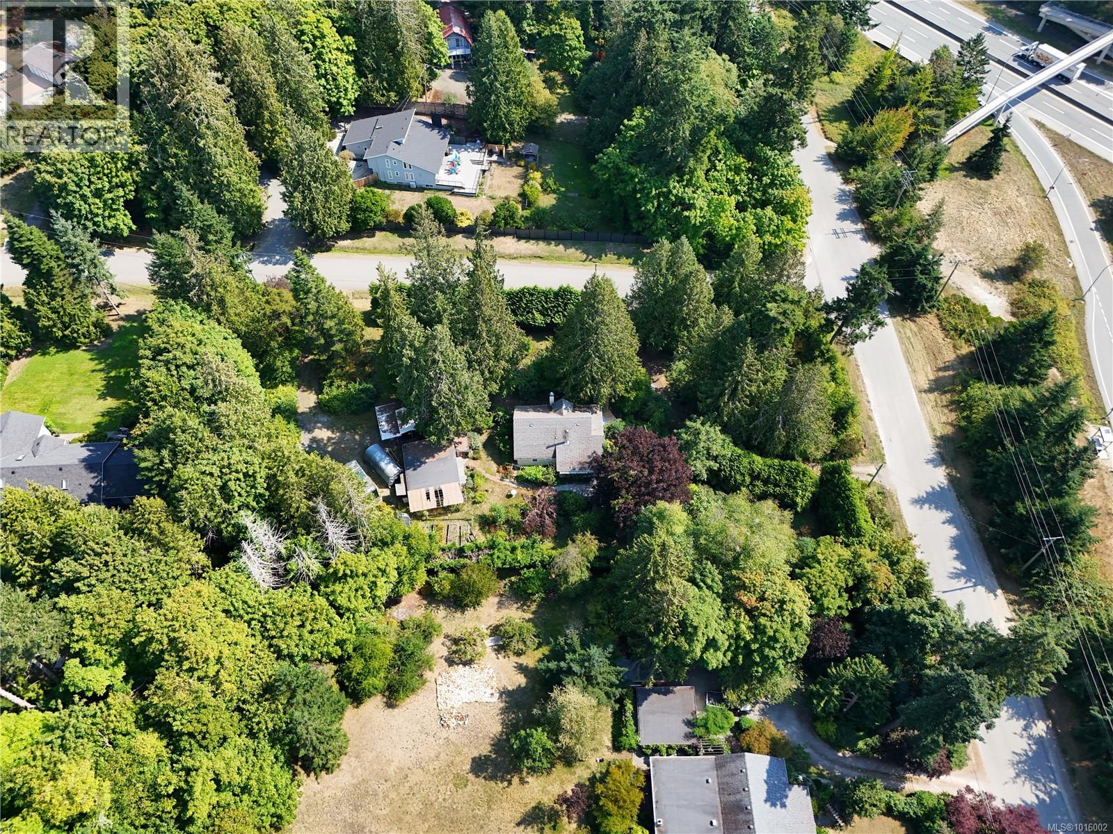  1720 Swartz Bay Road, North Saanich