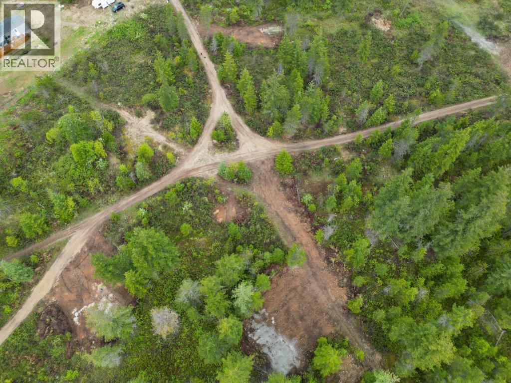  4103 Balsam Way, Malakwa