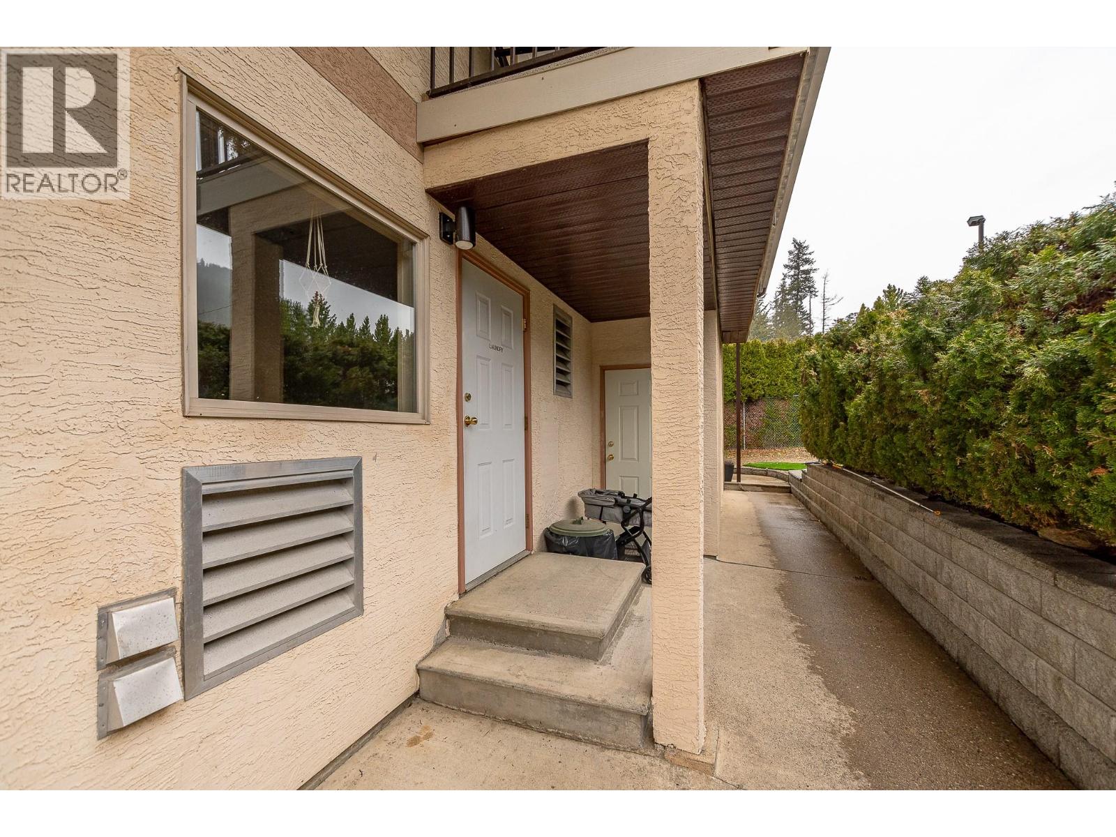 8242 Highway 97A Highway Unit# 13, Sicamous