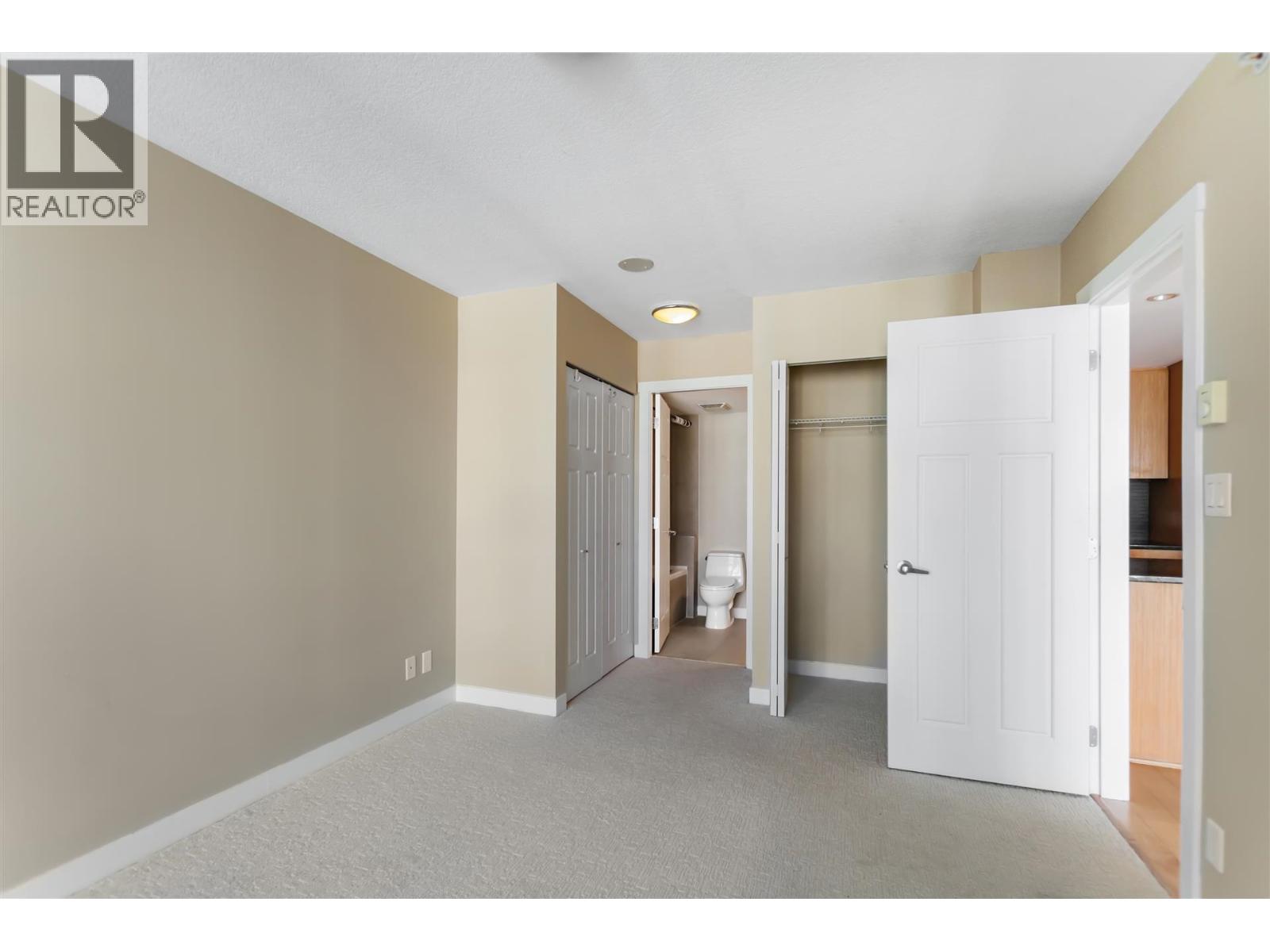 2204 2978 GLEN DRIVE, Coquitlam