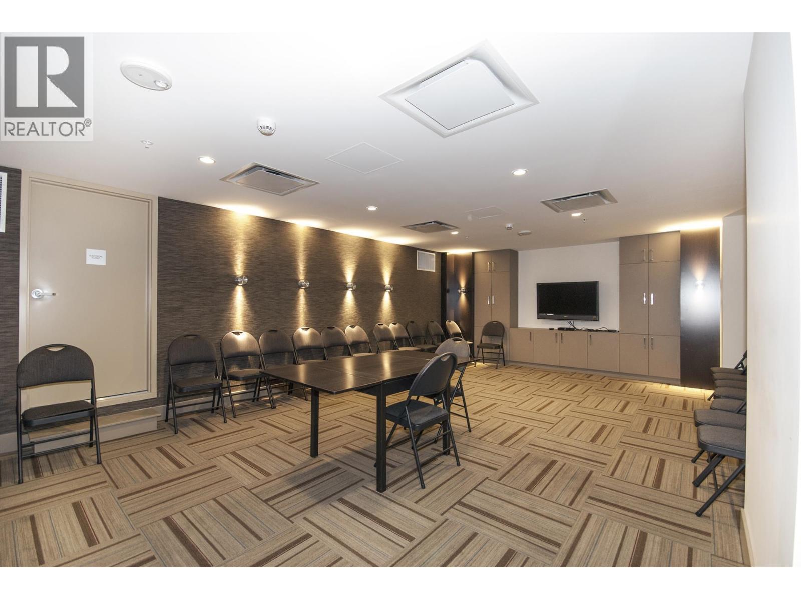 2204 2978 GLEN DRIVE, Coquitlam