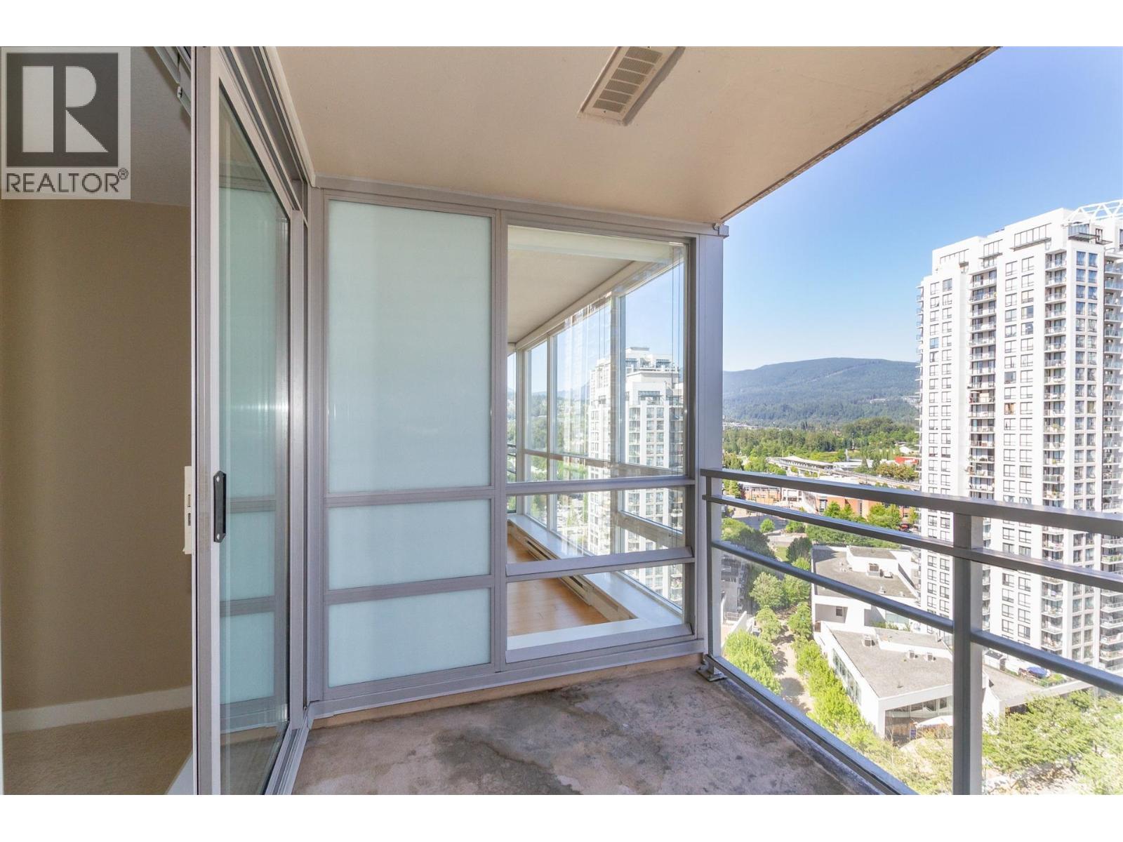 2204 2978 GLEN DRIVE, Coquitlam