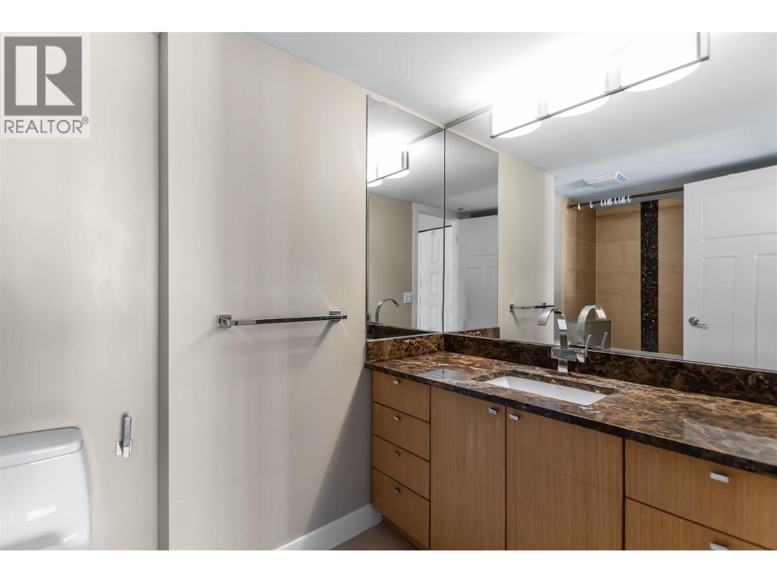 2204 2978 GLEN DRIVE, Coquitlam