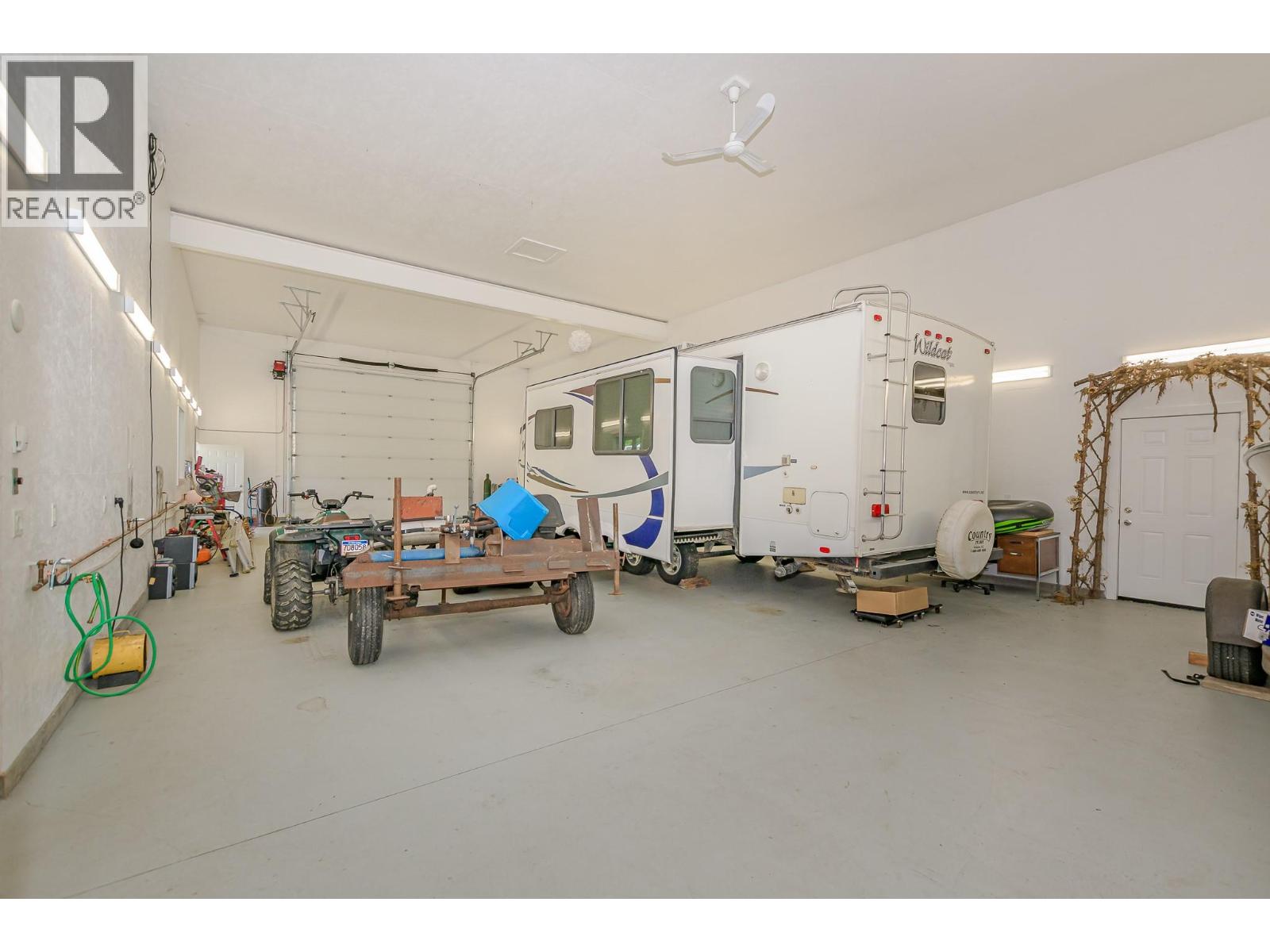  4340 Sederberg Road, Malakwa