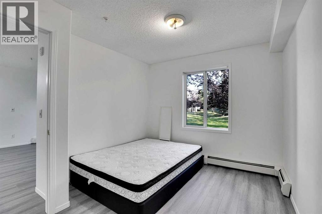 Single Family House for Sale in   Pinecliff Grove NE Pineridge Calgary 