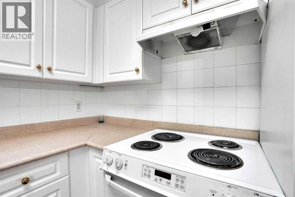 Single Family House for Sale in   Pinecliff Grove NE Pineridge Calgary 