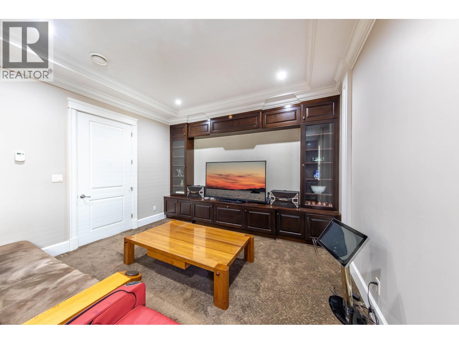 9631 SAUNDERS ROAD, Richmond