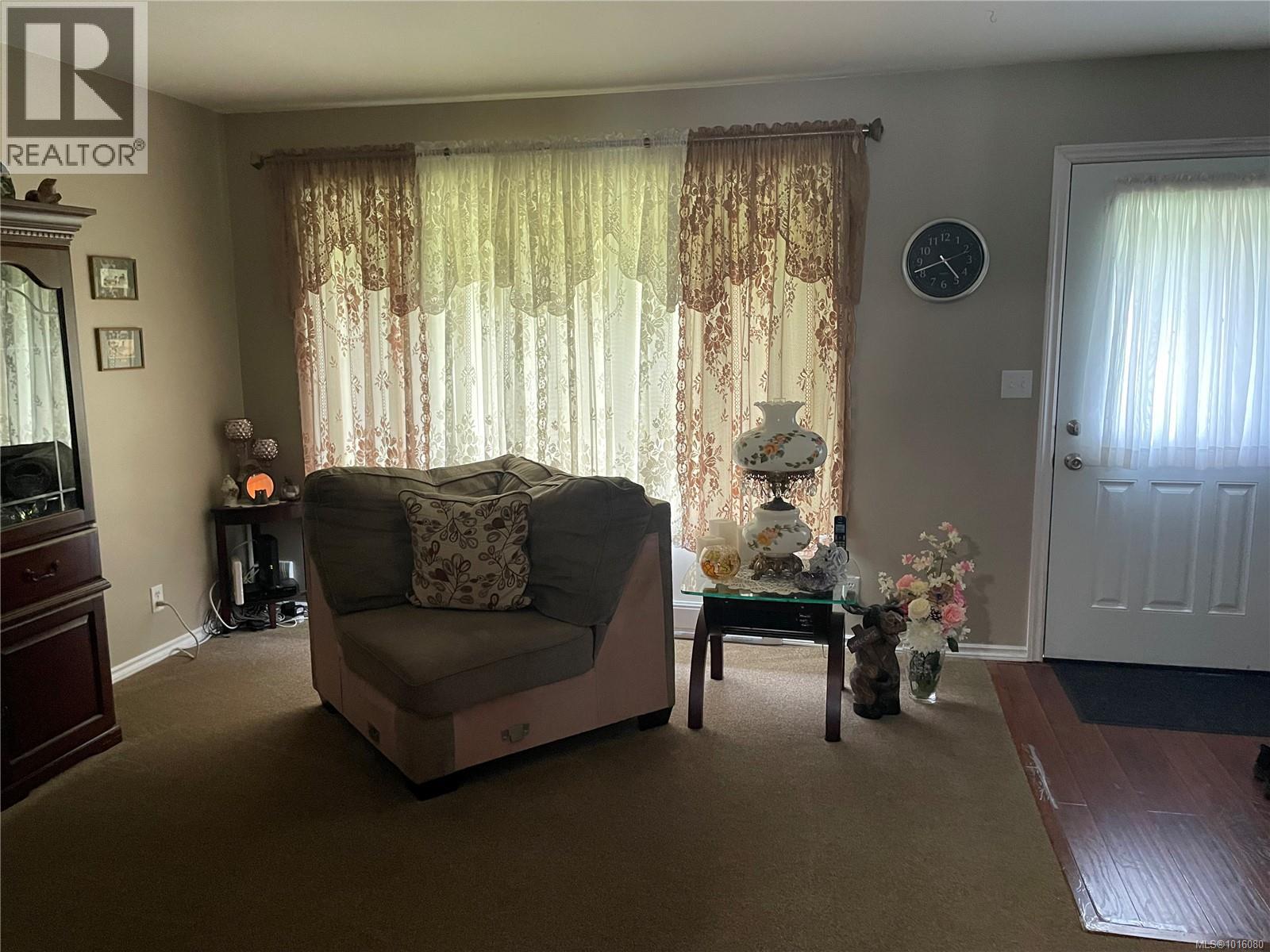 5060 Beaver Harbour Rd, Port Hardy