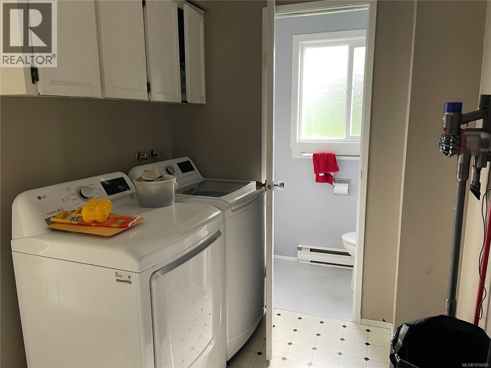 5060 Beaver Harbour Rd, Port Hardy