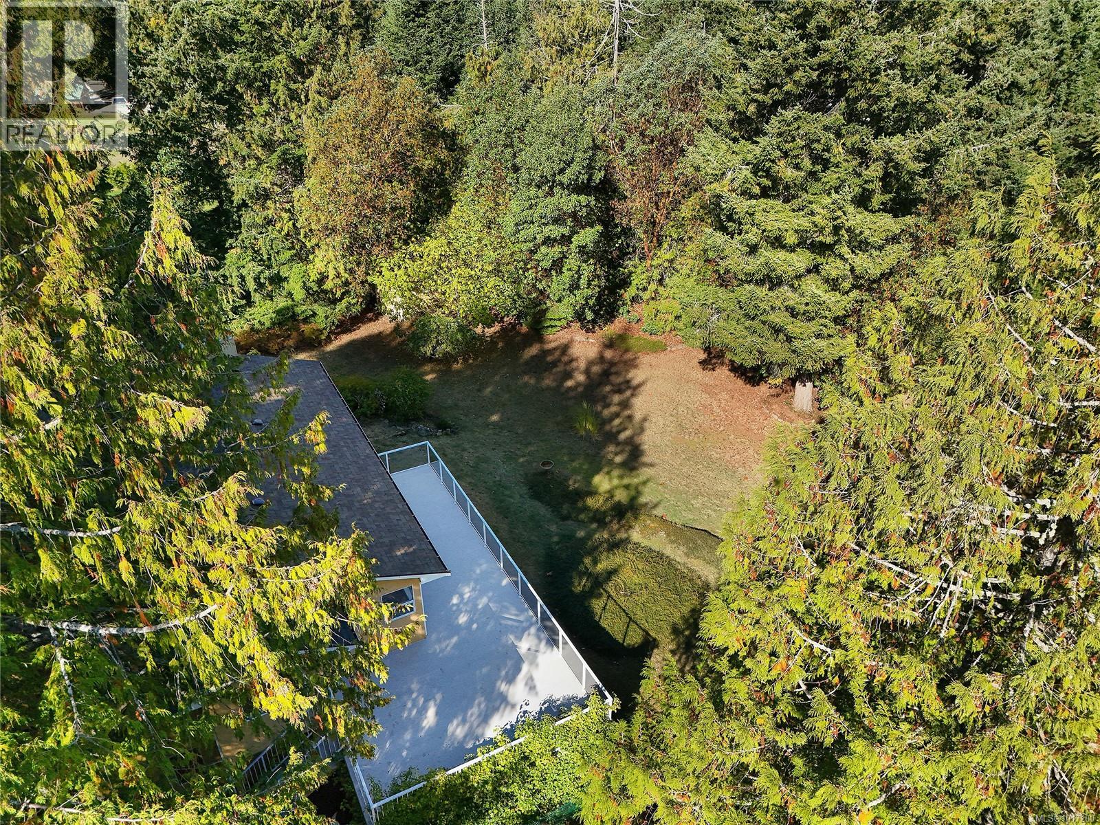  1470 Honeysuckle Place, North Saanich