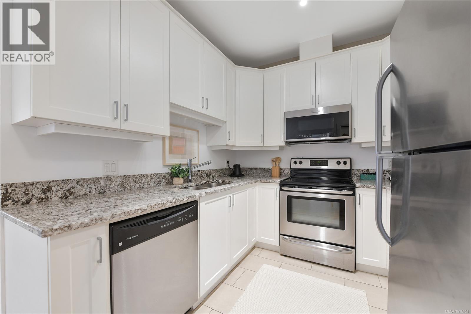 107 1145 Sikorsky Road, Langford