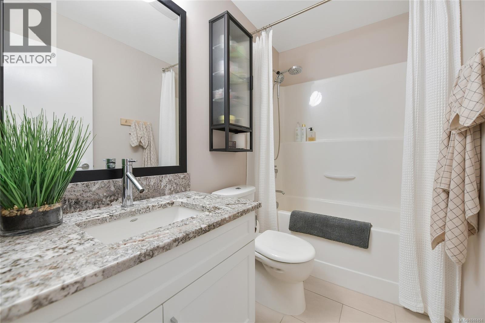 107 1145 Sikorsky Road, Langford