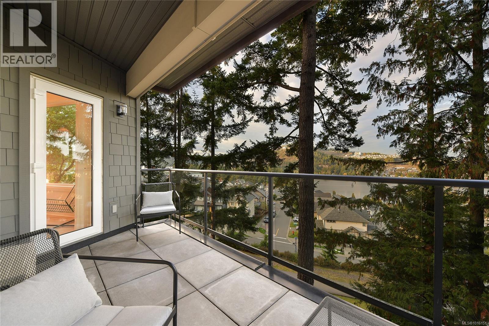 107 1145 Sikorsky Road, Langford