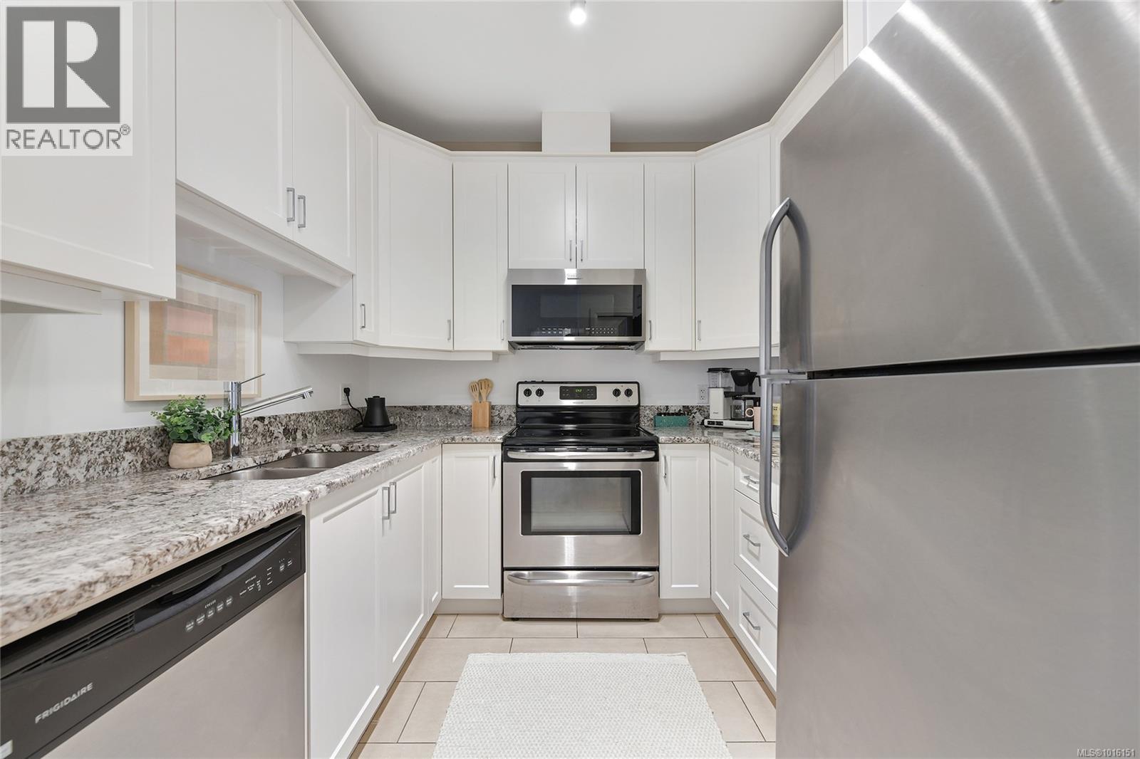 107 1145 Sikorsky Road, Langford
