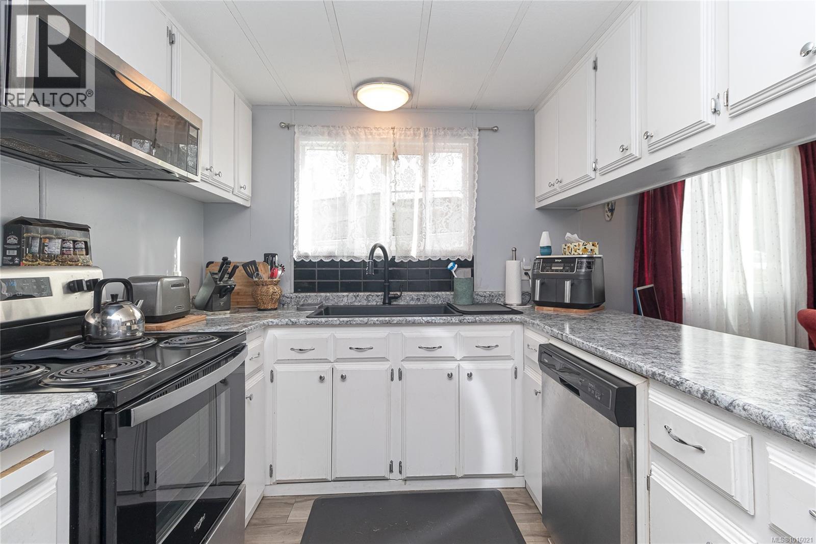 32 1498 Admirals Road, View Royal