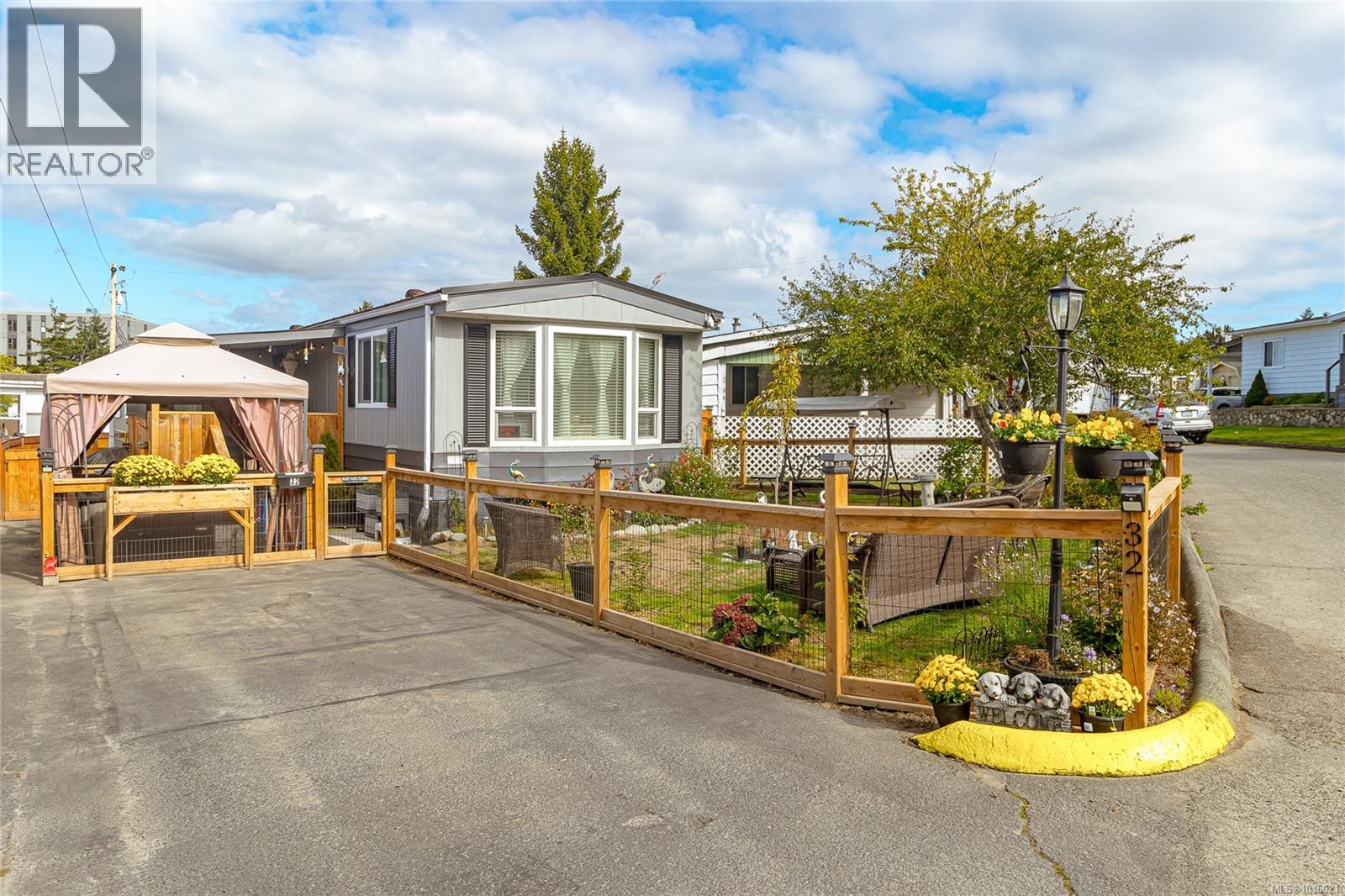 32 1498 Admirals Road, View Royal