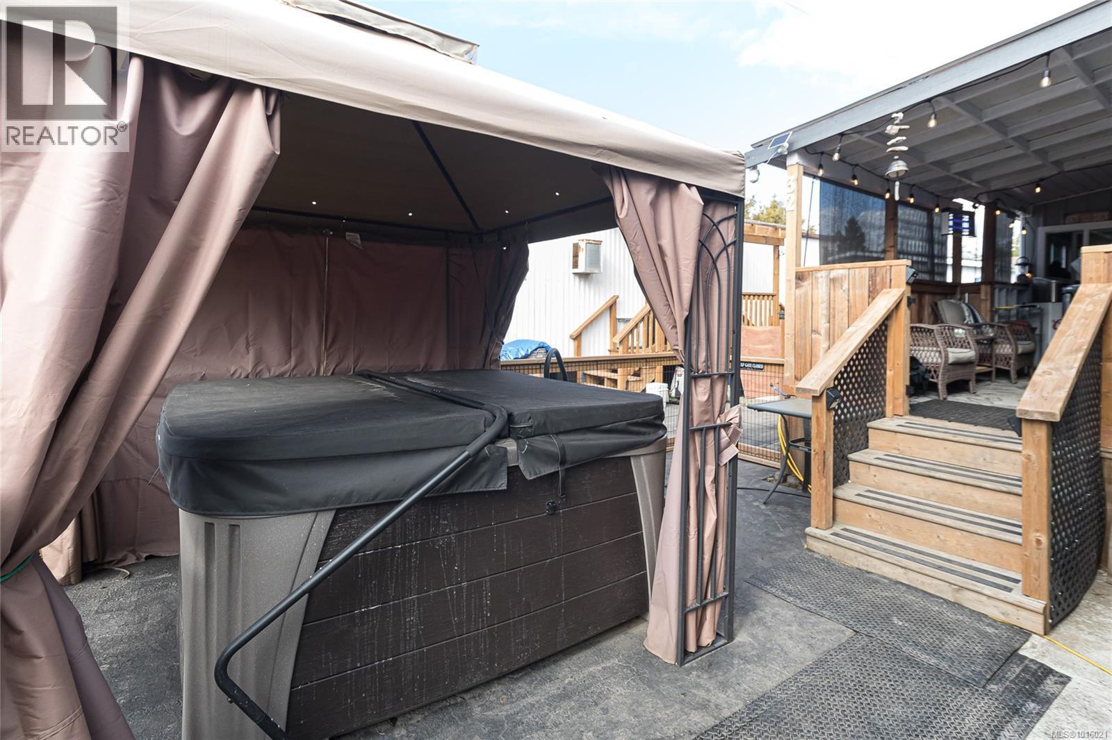 32 1498 Admirals Road, View Royal