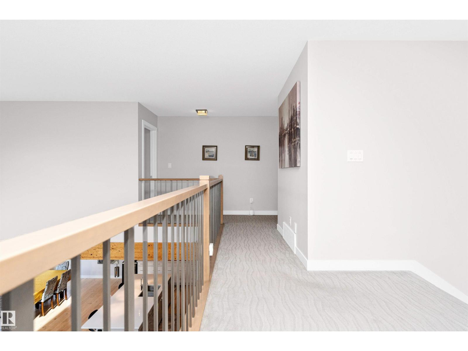 7404 MAY CM NW, Edmonton