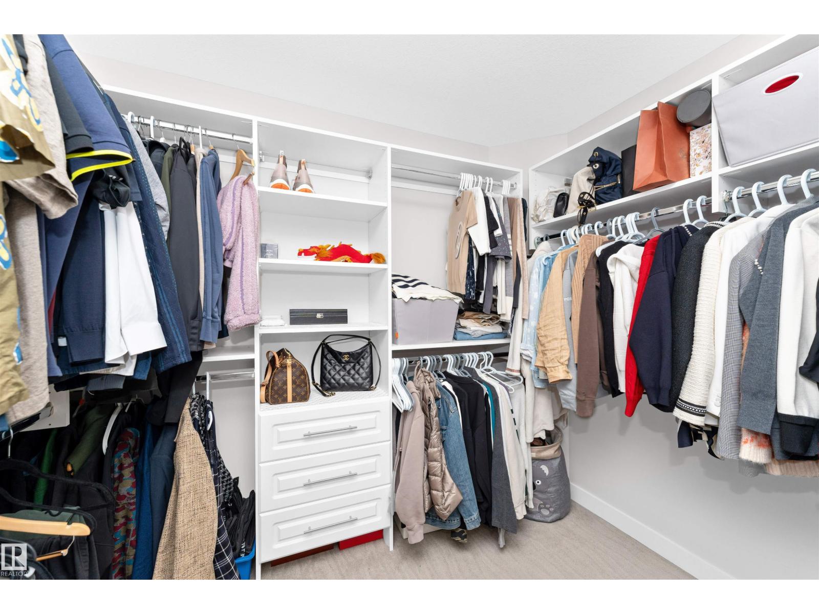 7404 MAY CM NW, Edmonton