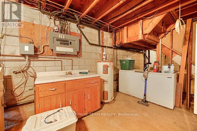 2214 COUNTY 2 ROAD — photo 37