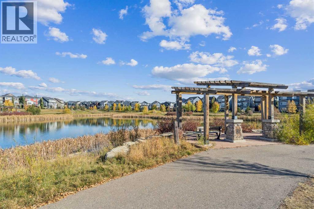 377 Sundown Road, Cochrane