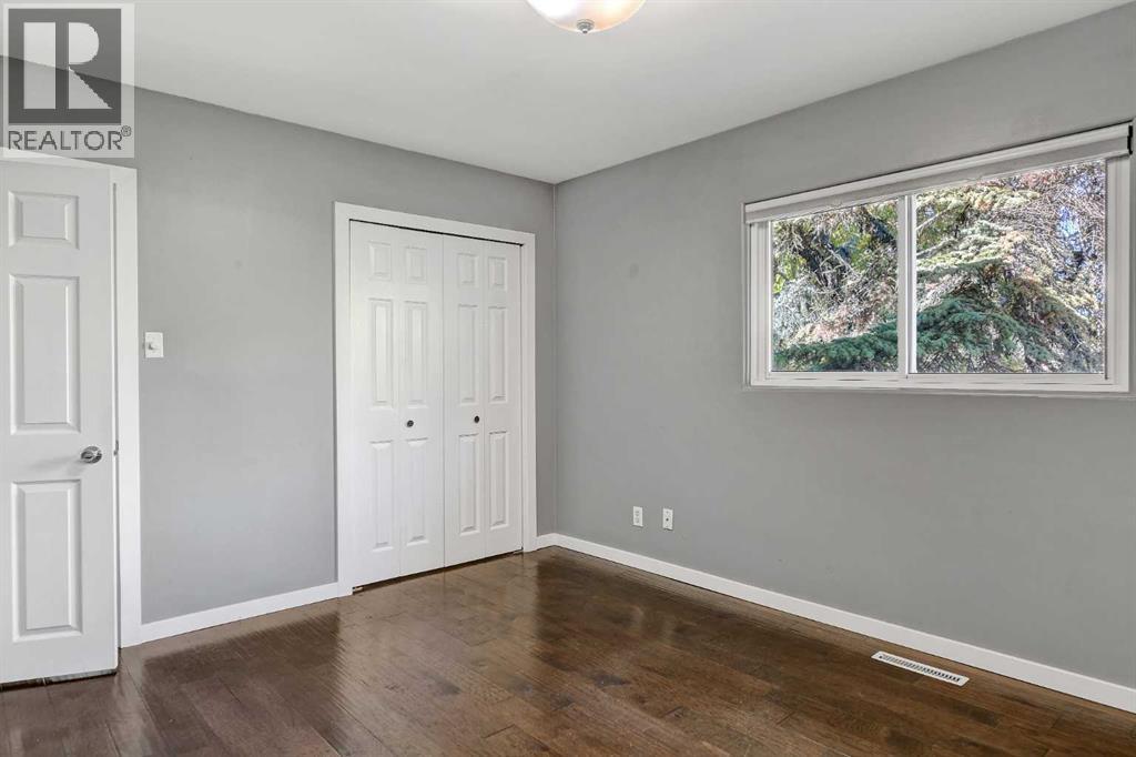 Single Family House Bungalow for Sale in   Avenue Mountview Grande Prairie 