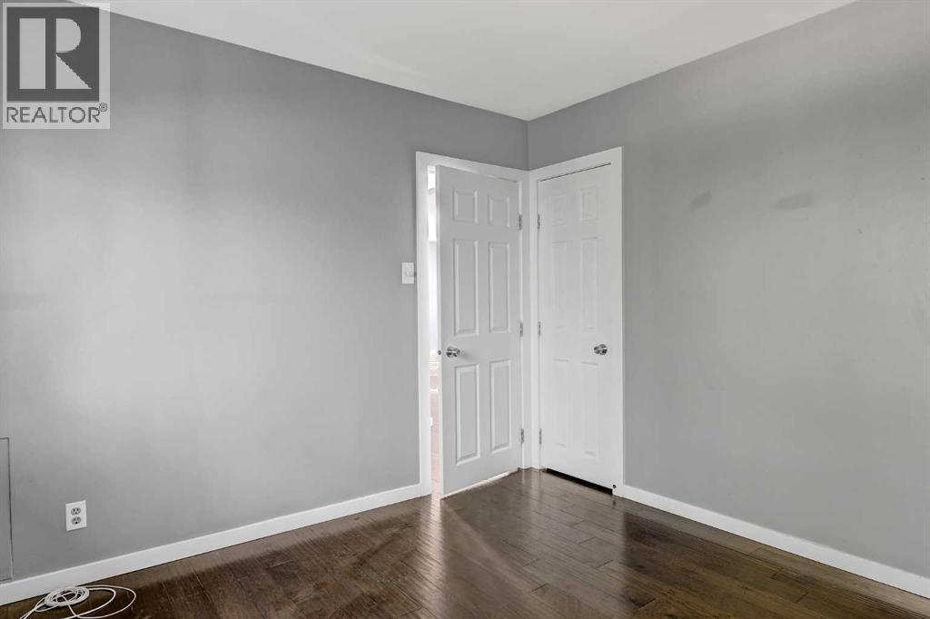 Single Family House Bungalow for Sale in   Avenue Mountview Grande Prairie 
