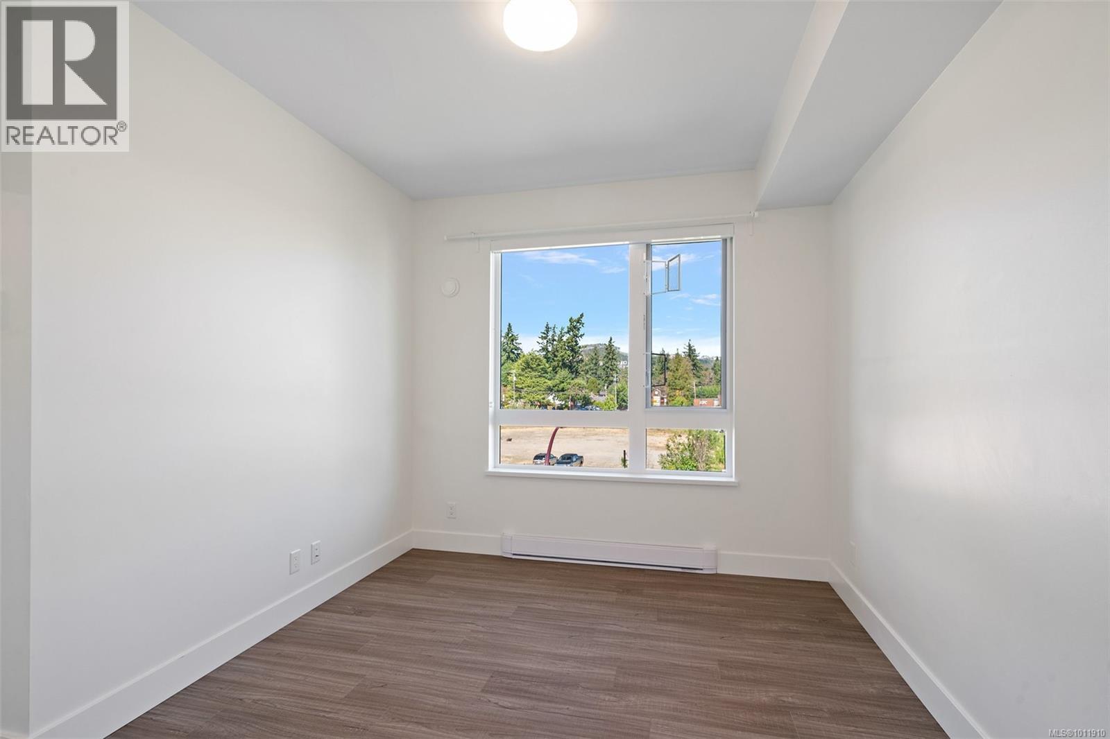 418 960 Reunion Avenue, Langford