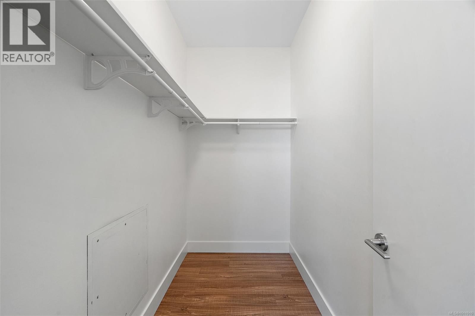 418 960 Reunion Avenue, Langford