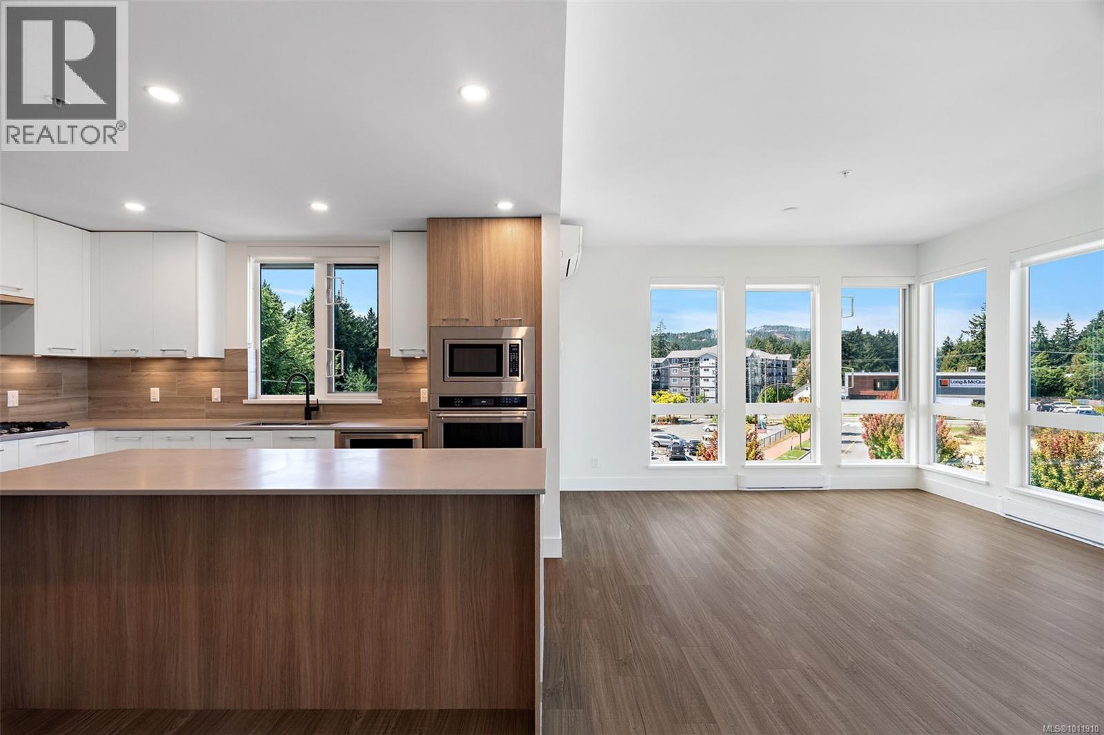418 960 Reunion Avenue, Langford