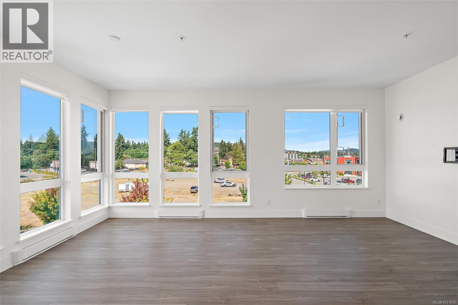 418 960 Reunion Avenue, Langford