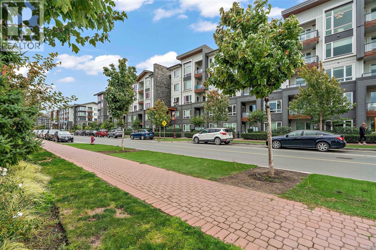 418 960 Reunion Avenue, Langford