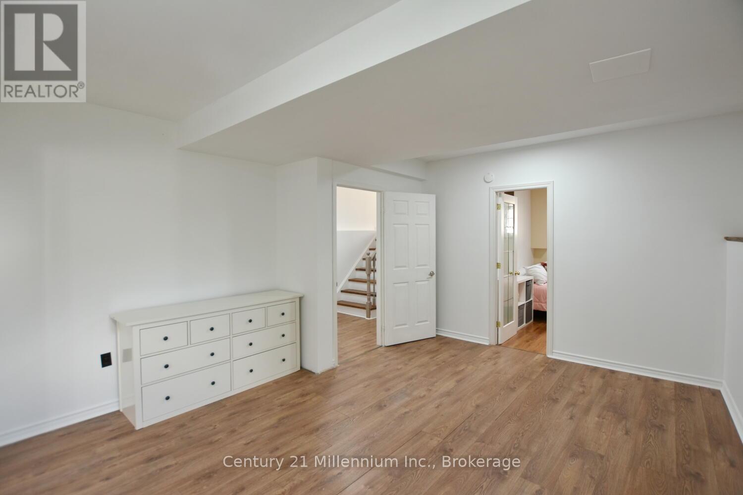 35 NORTHWOOD DRIVE - 23