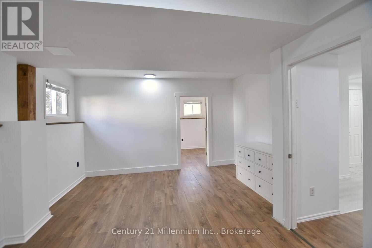 35 NORTHWOOD DRIVE - 25