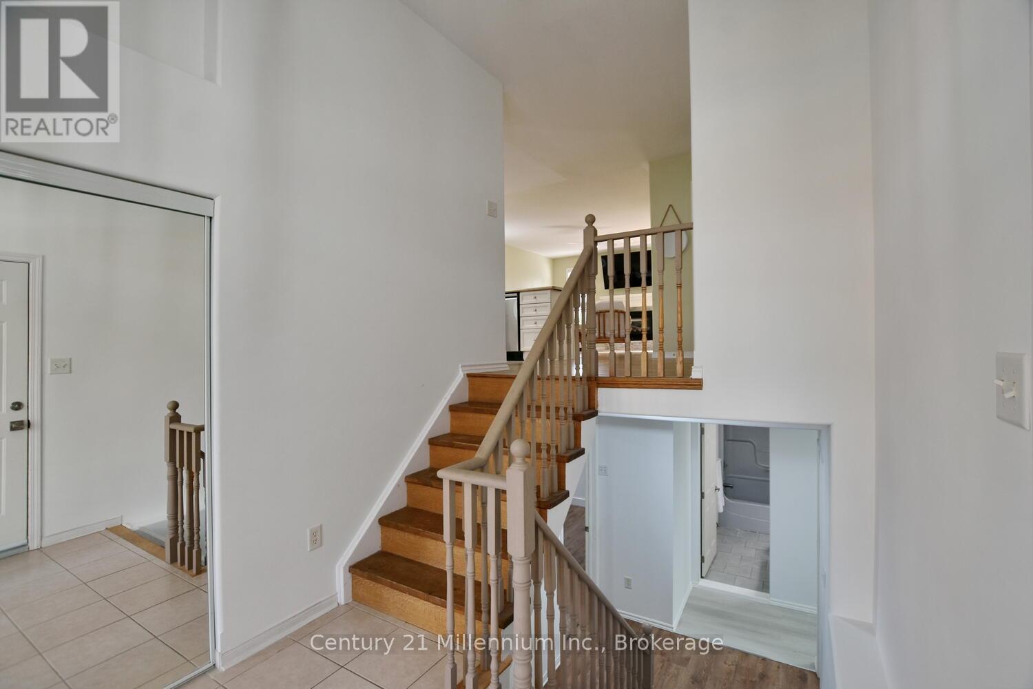 35 NORTHWOOD DRIVE - 3