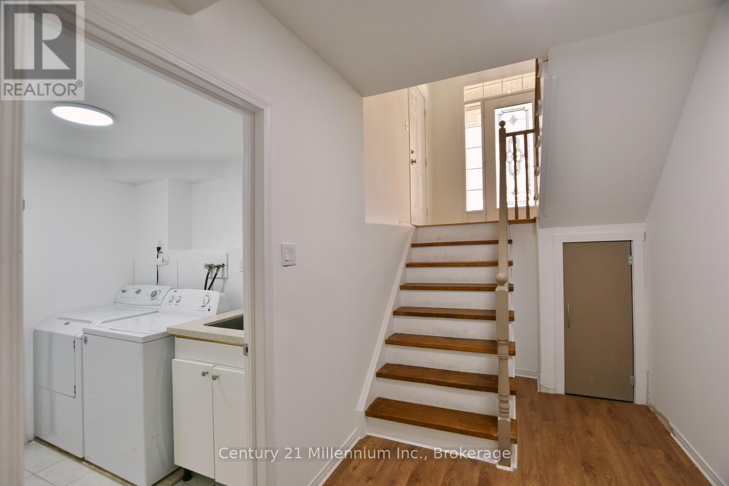 35 NORTHWOOD DRIVE - 32