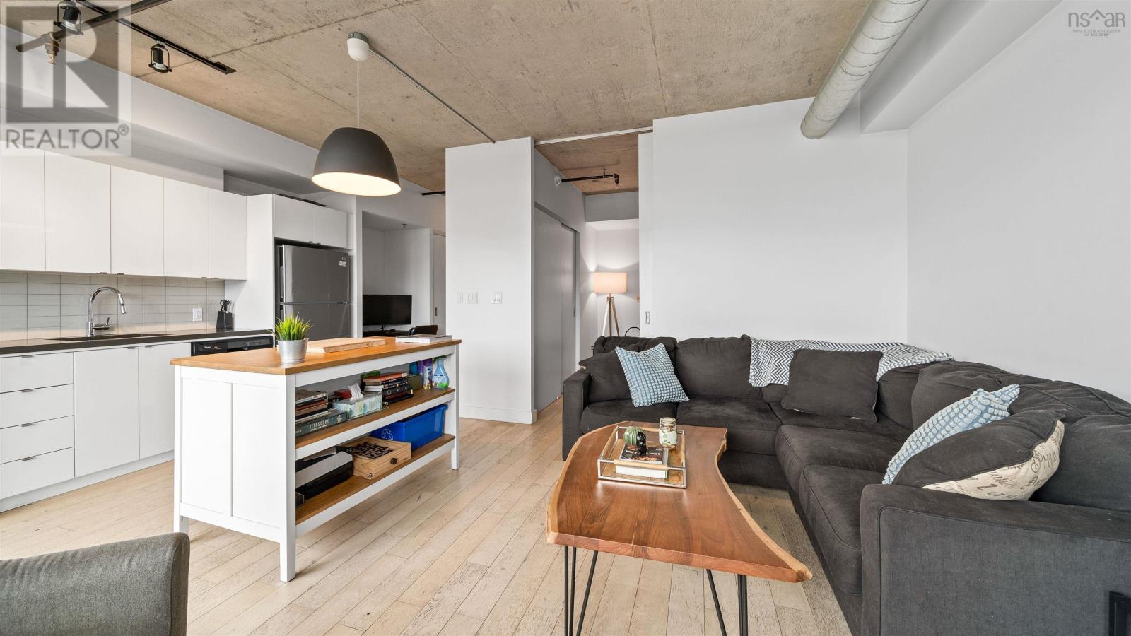 Property 17 of 31 of 406 1065 Barrington Street