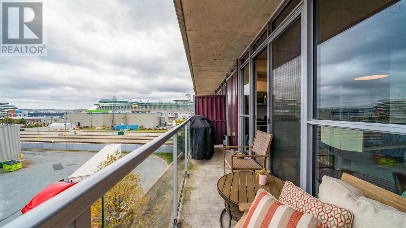 Property 23 of 31 of 406 1065 Barrington Street