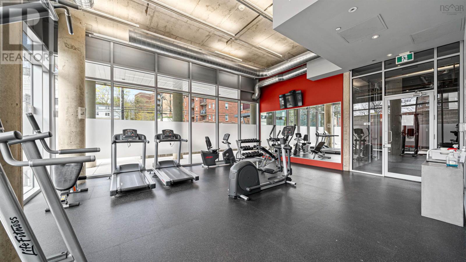 Property 28 of 31 of 406 1065 Barrington Street