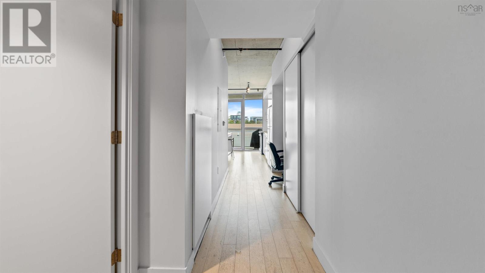 Property 8 of 31 of 406 1065 Barrington Street