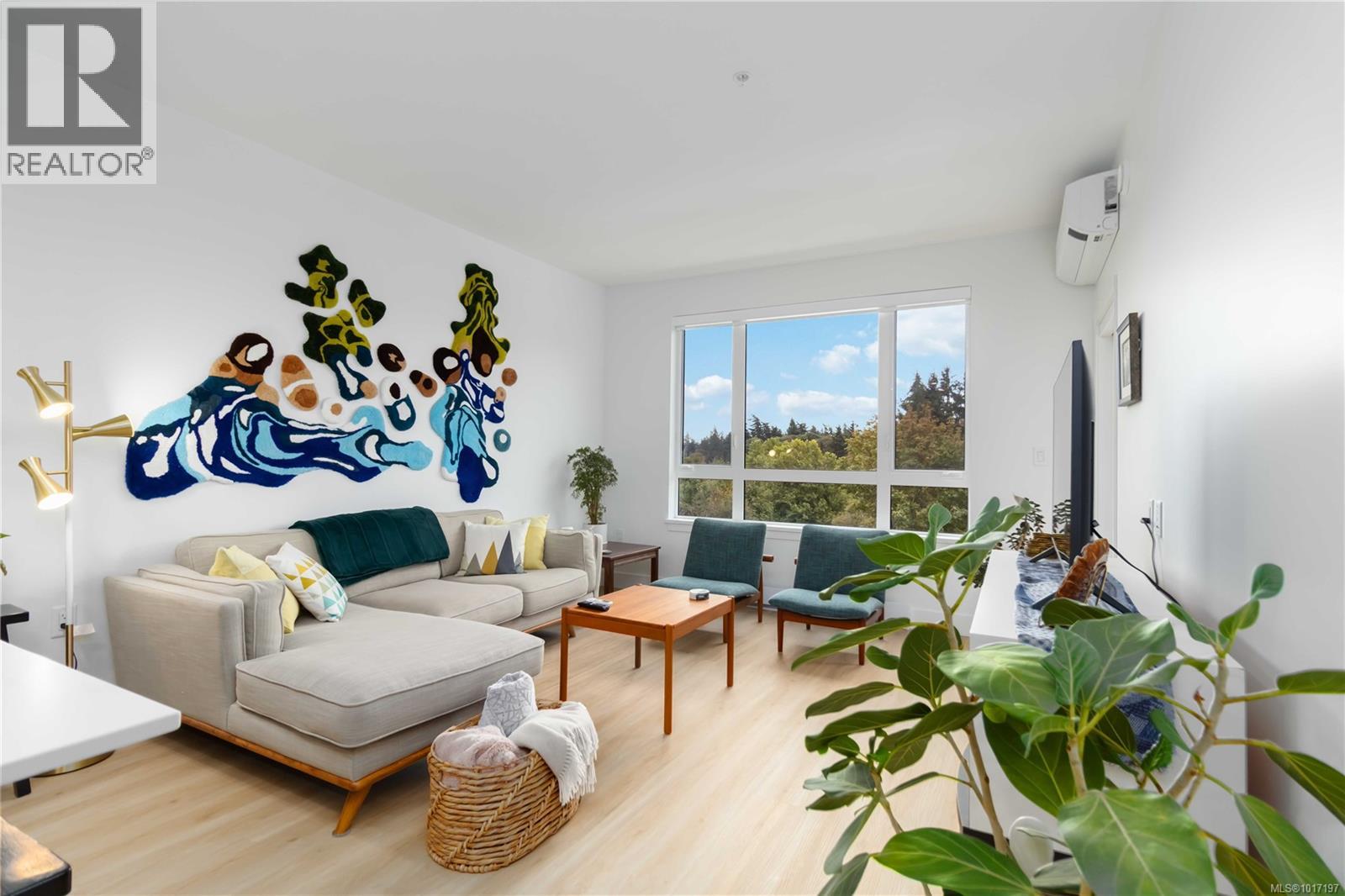 433 920 Reunion Avenue, Langford